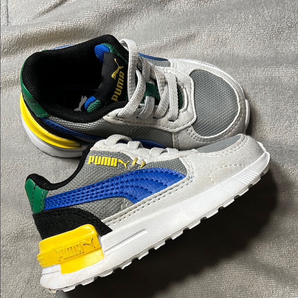GRAVITON AC Puma LITTLE Kids Sneakers - Gray, Blue, Yellow, Green
